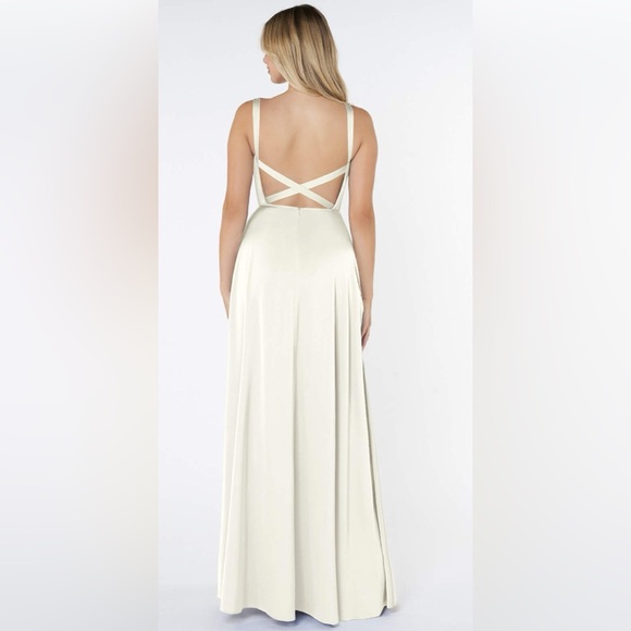 NWT Azazie Nora ivory dress size 2 - Picture 2 of 2